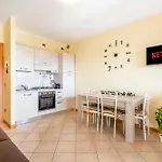 Διαμέρισμα Desenzano-sirmione - 1 Min - Pool, Parking, Ac Ντεζεντσάνο ντελ Γκάρντα