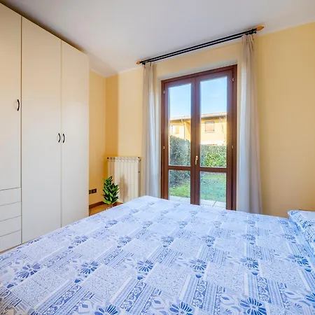 Διαμέρισμα Desenzano-sirmione - 1 Min - Pool, Parking, Ac Ντεζεντσάνο ντελ Γκάρντα
